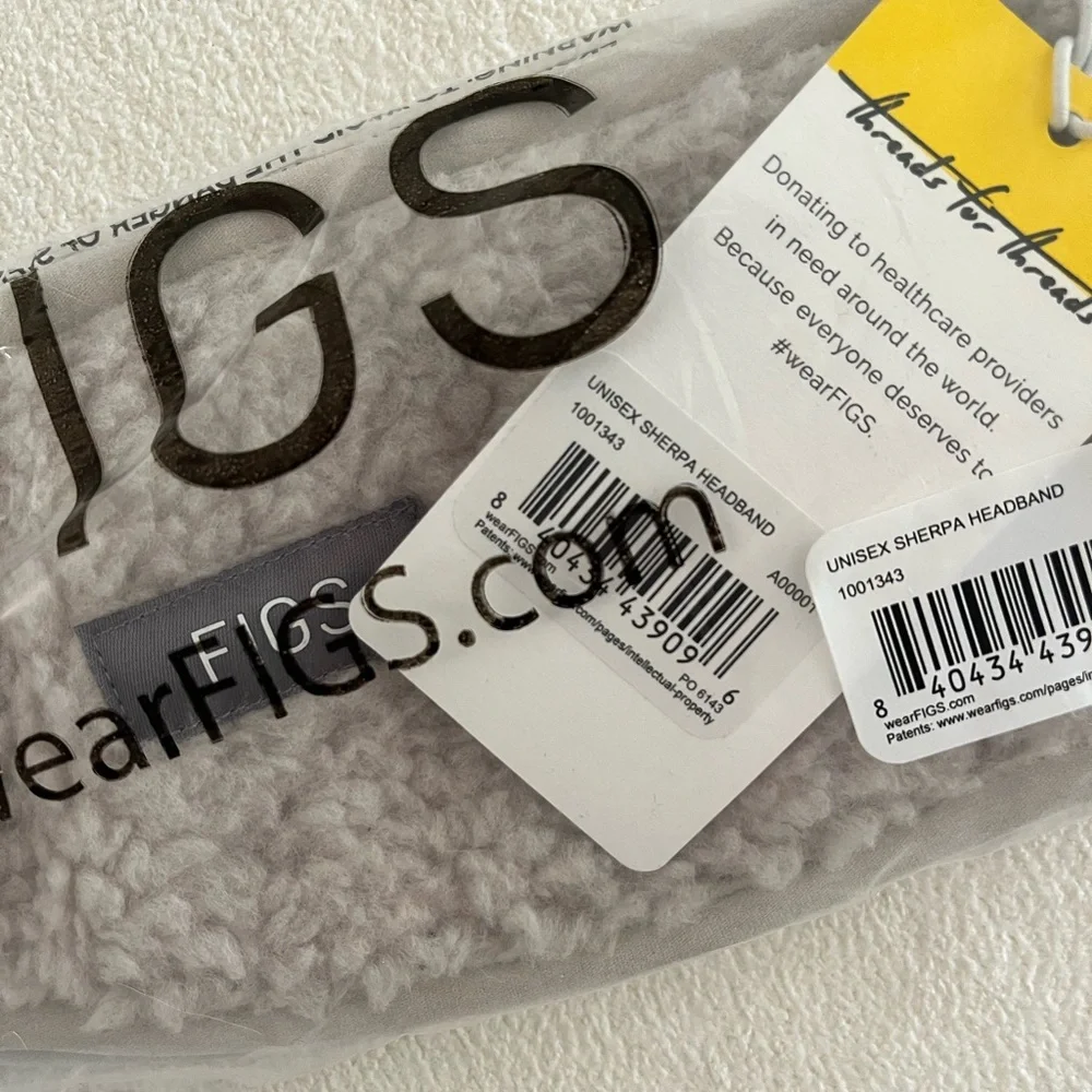 NWT Figs Ivory Sherpa Unisex Warmer - Picture 5 of 6